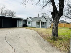 2800  Walker Street , Fort Worth Texas 76105