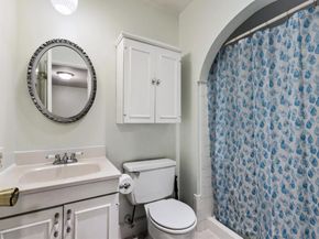 424  Bluebonnet Trail , Garland Texas 75043