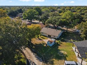 424  Bluebonnet Trail , Garland Texas 75043