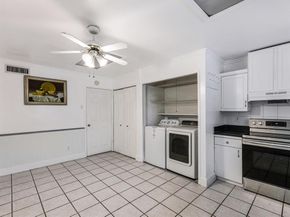 424  Bluebonnet Trail , Garland Texas 75043