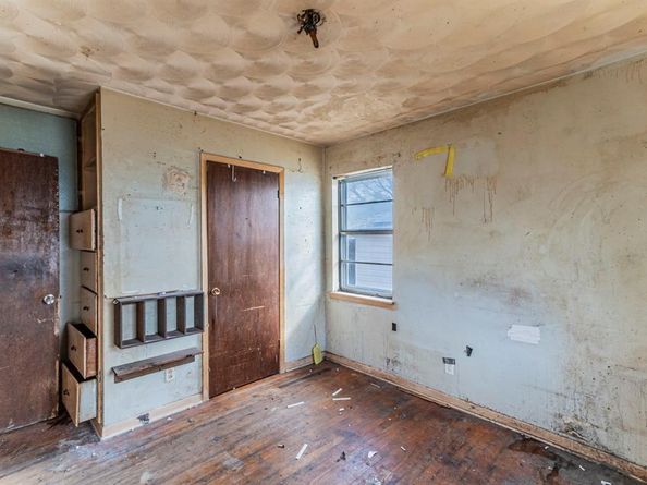 1409 W Bruton Road , Mesquite Texas 75149