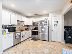 617  Towne House Lane , Richardson Texas 75081