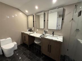 6522  Ridgeview Circle , Dallas Texas 75240