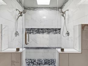 2206  Oak Forest Court , Arlington Texas 76012