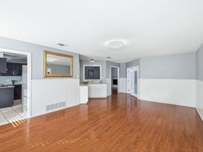 2206  Oak Forest Court , Arlington Texas 76012