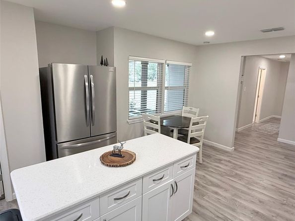 1906  Colony Drive , Irving Texas 75061