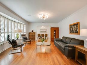 7015  Midbury Drive , Dallas Texas 75230