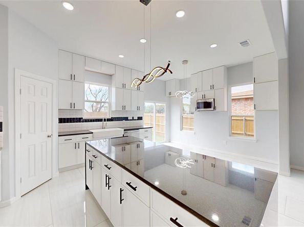 14804  Broadview Drive , Balch Springs Texas 75180