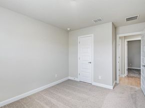 1450  CANTERBURY Trail , DeSoto Texas 75115
