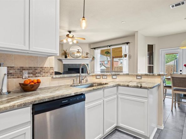 2815 S Serrano  , Grand Prairie Texas 75054