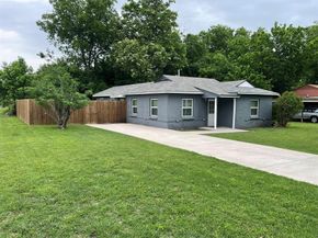 401 S Mcentire Court , White Settlement Texas 76108