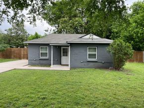 401 S Mcentire Court , White Settlement Texas 76108