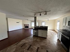 7919  Mosstree Drive , Arlington Texas 76001