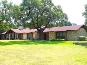 2300 W Main Street , Lancaster Texas 75146