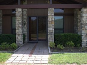 2300 W Main Street , Lancaster Texas 75146