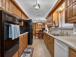 6010  Hunters View Lane , Dallas Texas 75232