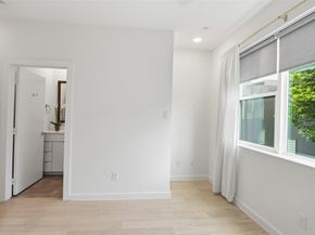 427 W 10th Street  803, Dallas Texas 75208