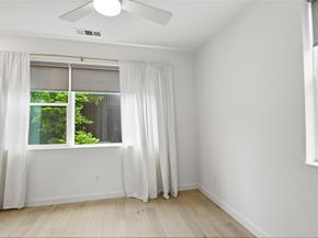 427 W 10th Street  803, Dallas Texas 75208