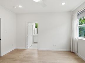 427 W 10th Street  803, Dallas Texas 75208