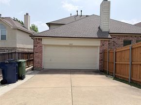 1209  Crabtree Street , Garland Texas 75040