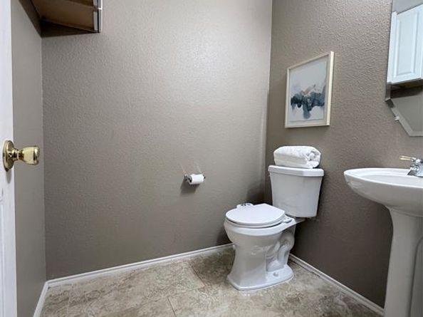 1209  Crabtree Street , Garland Texas 75040