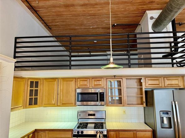 3026  Commerce Street  205, Dallas Texas 75226