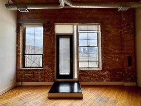 3026  Commerce Street  205, Dallas Texas 75226