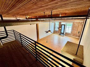3026  Commerce Street  205, Dallas Texas 75226