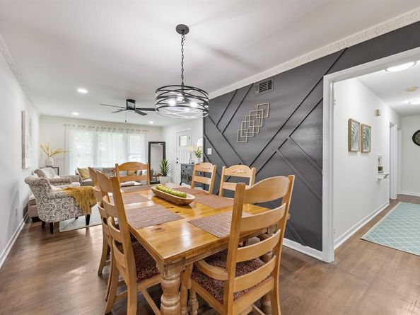 848  Glen Arbor Drive , Dallas Texas 75241