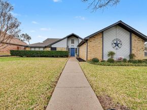 2701  Ridge Top Lane , Arlington Texas 76006