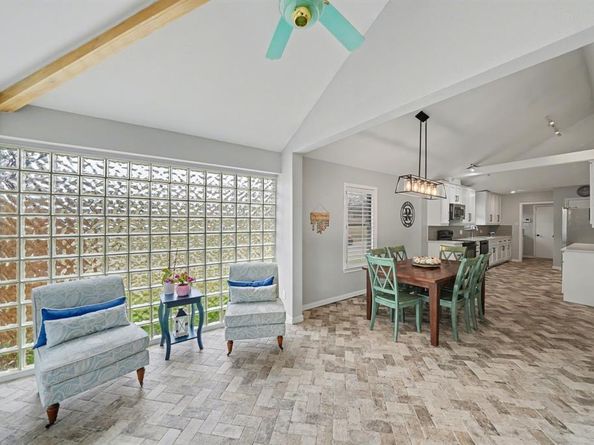 2701  Ridge Top Lane , Arlington Texas 76006