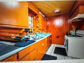 709  Edgeworth Drive , Dallas Texas 75217