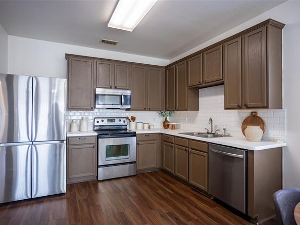 10713  Vista Heights Boulevard , Fort Worth Texas 76108