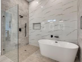 2808  Guymon Street , Dallas Texas 75212