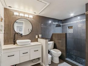 4859  Cedar Springs Road  128, Dallas Texas 75219