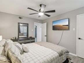 4859  Cedar Springs Road  128, Dallas Texas 75219