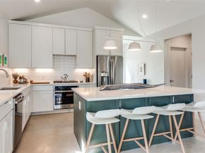 1006  Mcbroom Street , Dallas Texas 75212