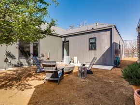 1006  Mcbroom Street , Dallas Texas 75212