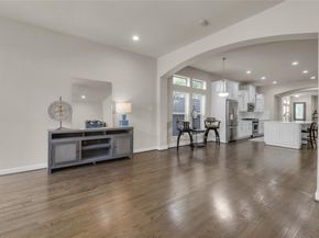 2407  Knight Street , Dallas Texas 75219