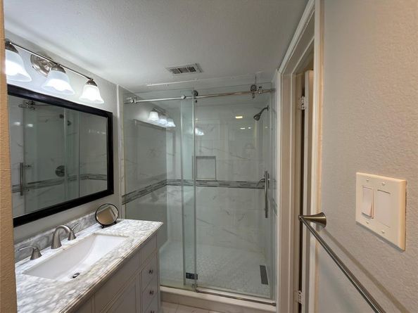 6108  Abrams Road  414, Dallas Texas 75231