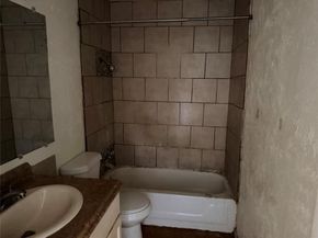 1304  Glynn Oaks Drive , Arlington Texas 76010