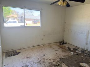 1304  Glynn Oaks Drive , Arlington Texas 76010