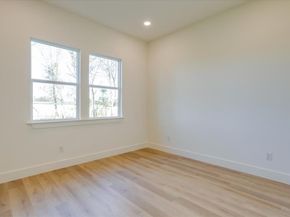2634  Bainbridge Drive , Dallas Texas 75237