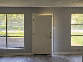 608  Arbor Lane , Lancaster Texas 75134
