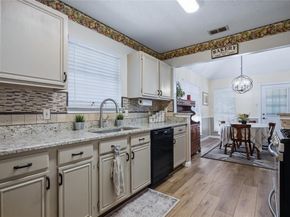 4511  Queenswood Drive , Grand Prairie Texas 75052