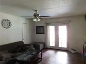 925  Shorecrest Drive , Garland Texas 75040