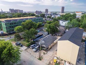 4707  Sylvester  , Dallas Texas 75219
