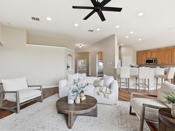 4024  Stone Haven Drive , Garland Texas 75043