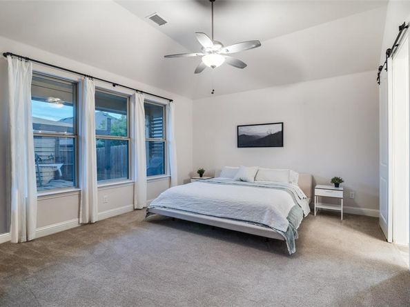 834  Mildren Lane , Fate Texas 75087