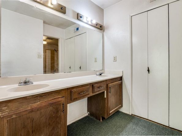 7049  Sorcey Road , Dallas Texas 75249